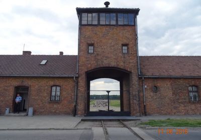 Auschwitz